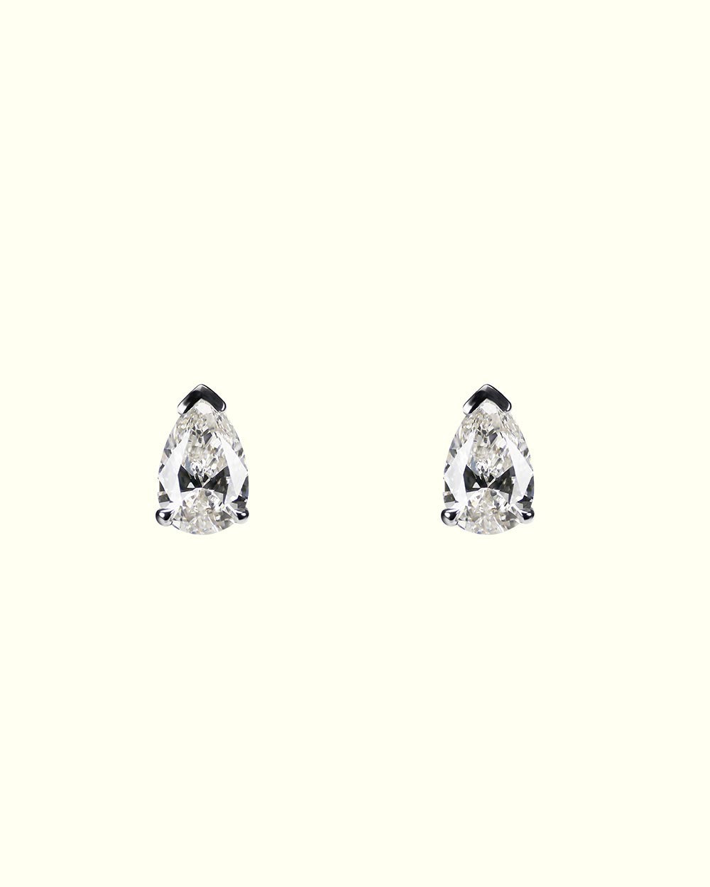 Essential pear cut diamond earrings